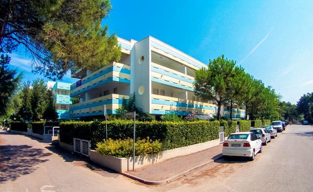 Halley Belmare Apartments Bibione Luaran gambar