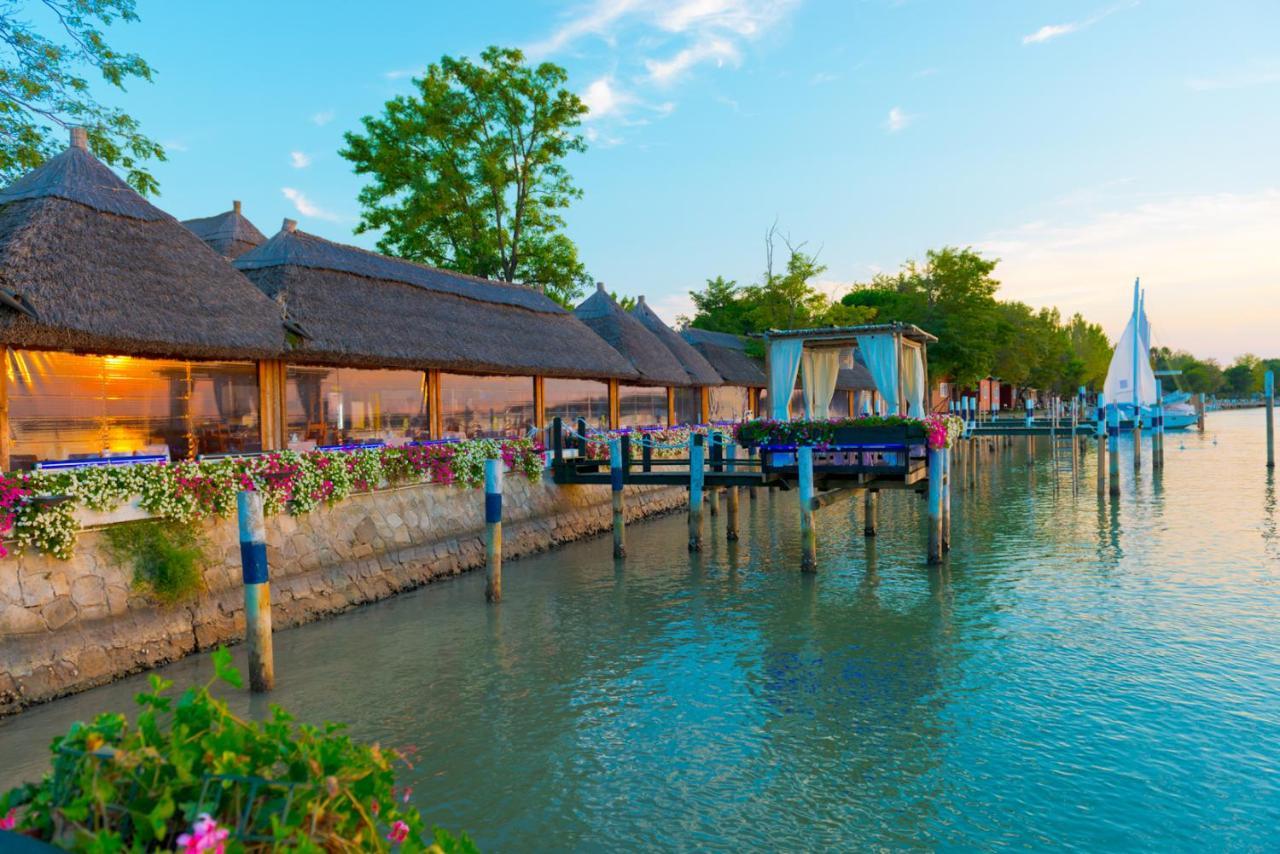 Halley Belmare Apartments Bibione Luaran gambar